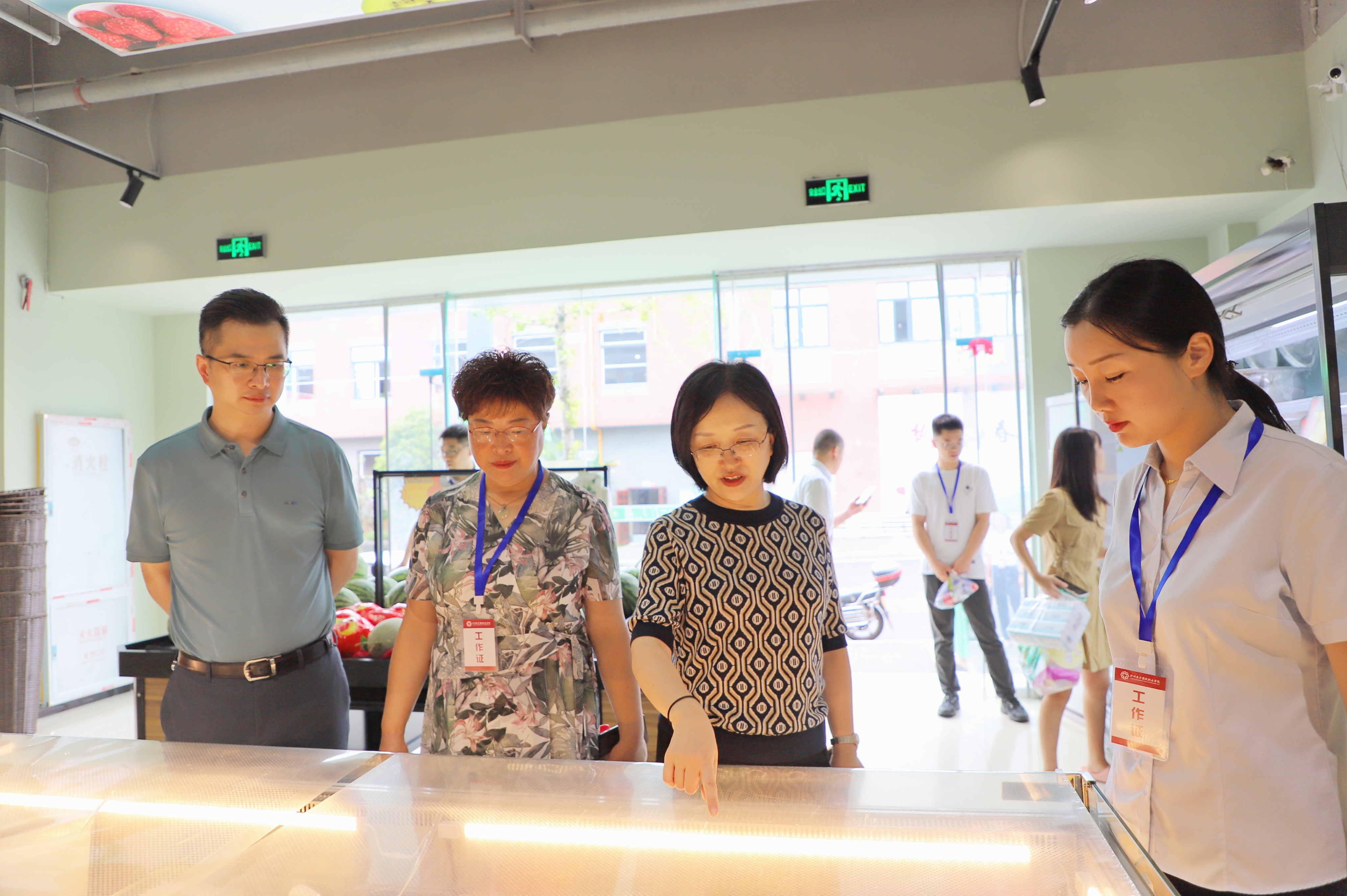 西南醫投集團黨委書記、董事長黃露率隊督導醫療器械學院開學準備工作